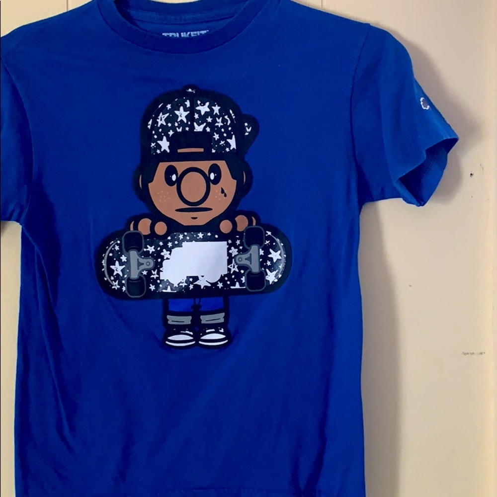Trukfit tee shirt